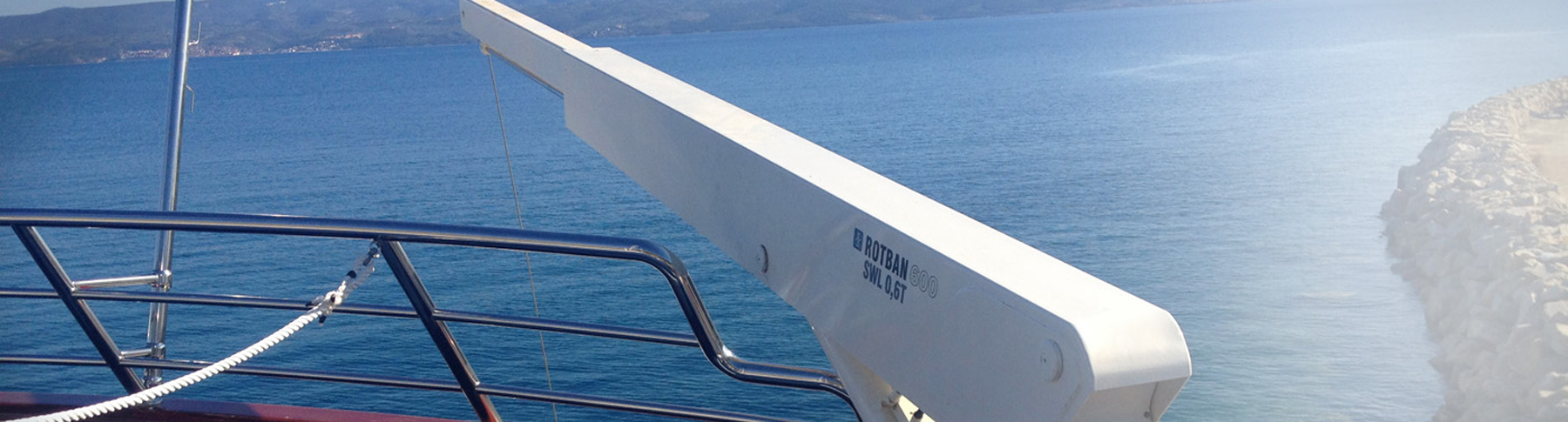 hydraulic marine crane